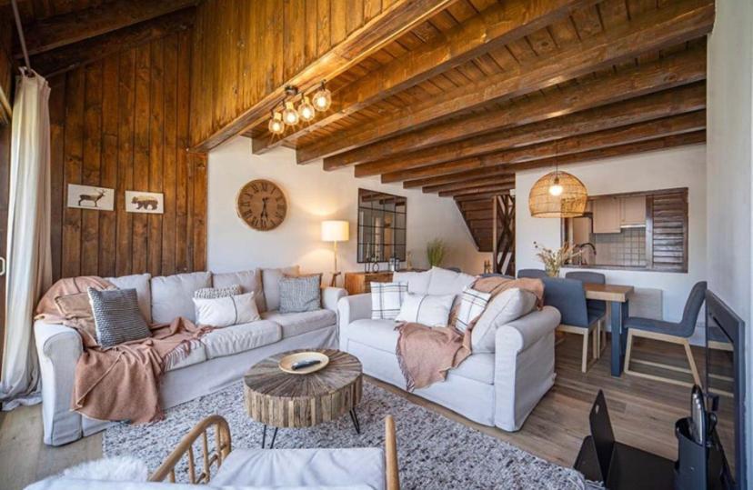 Casa Catania-Acogedora Casa Con Impresionantes Vistas-Fibra Optica Villa Salardu Ngoại thất bức ảnh