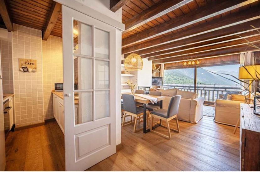 Casa Catania-Acogedora Casa Con Impresionantes Vistas-Fibra Optica Villa Salardu Ngoại thất bức ảnh